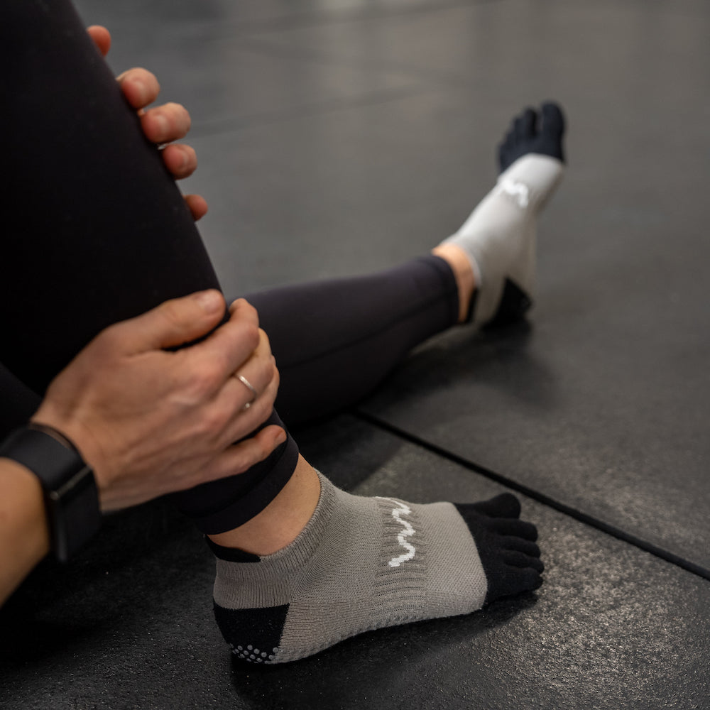 7 Pairs Yoga Socks for Women Yoga Full Toe Socks with Grips Non